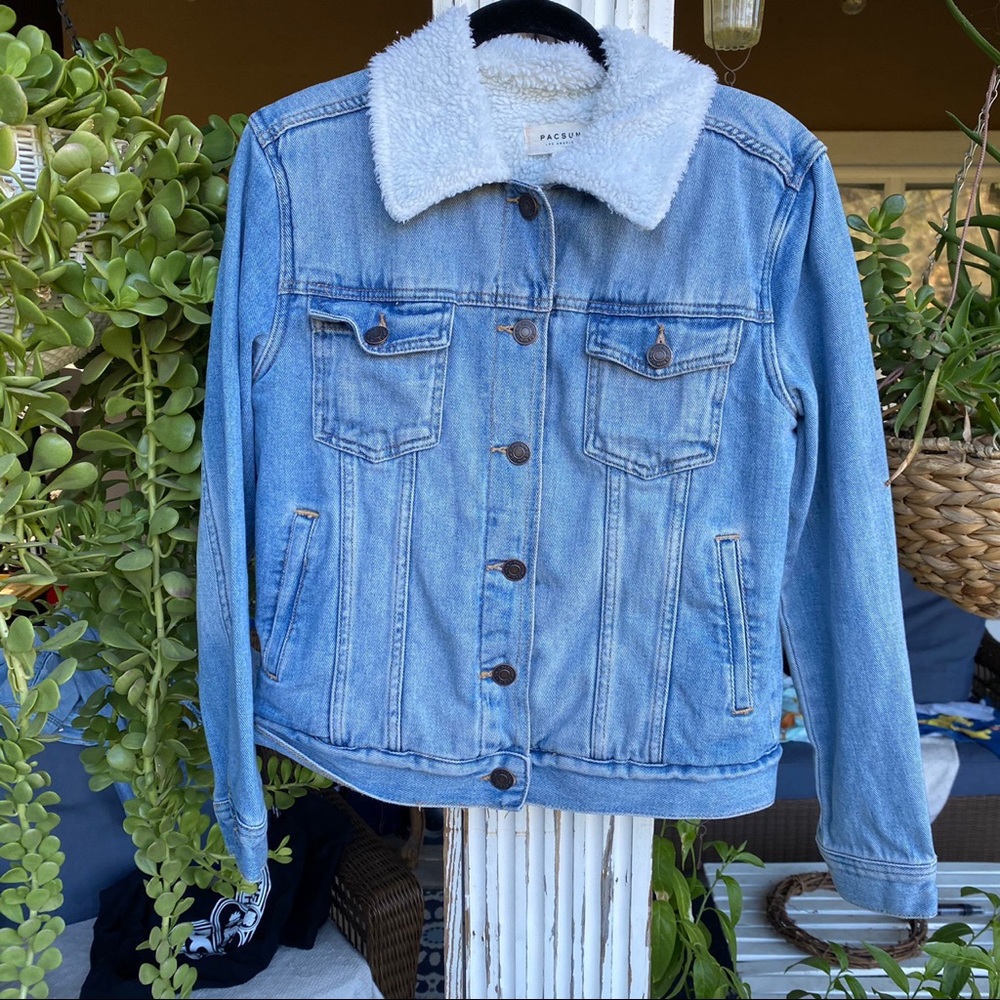 PacSun Sherpa jacket